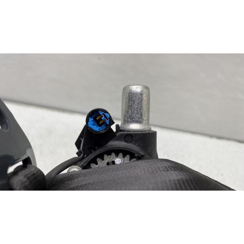Pretensionneur de ceinture avant droit CITROEN C5 2 Photo n°5