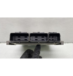 Calculateur moteur RENAULT CLIO 4