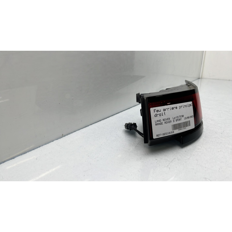 Feu arriere principal droit (feux) LAND ROVER RANGE ROVER 5 Photo n°3