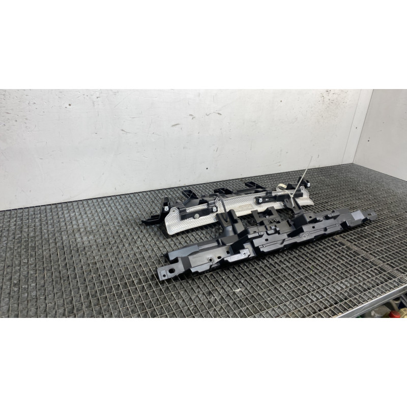 Absorbeur de pare choc arriere LAND ROVER RANGE ROVER 5 Photo n°2