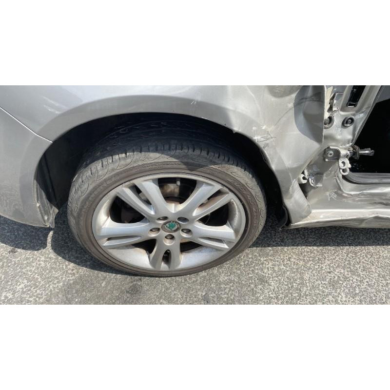 Porte avant droit SKODA FABIA 2 Photo n°9