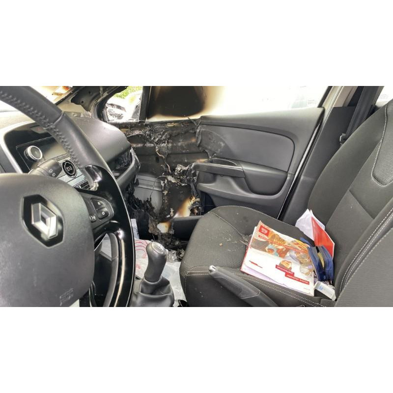 Feu arriere principal droit (feux) RENAULT CLIO 4 Photo n°12