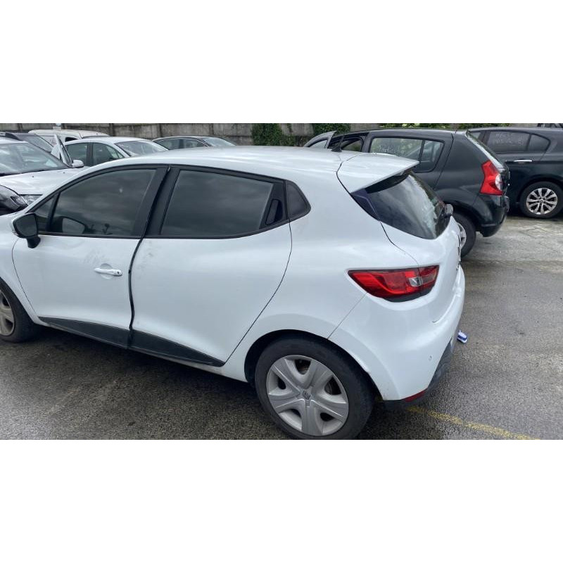 Feu arriere principal droit (feux) RENAULT CLIO 4 Photo n°13