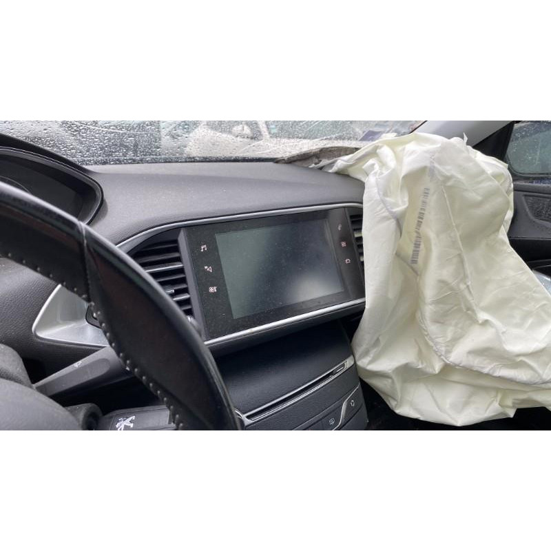Trappe d'essence PEUGEOT 308 2 SW Photo n°7