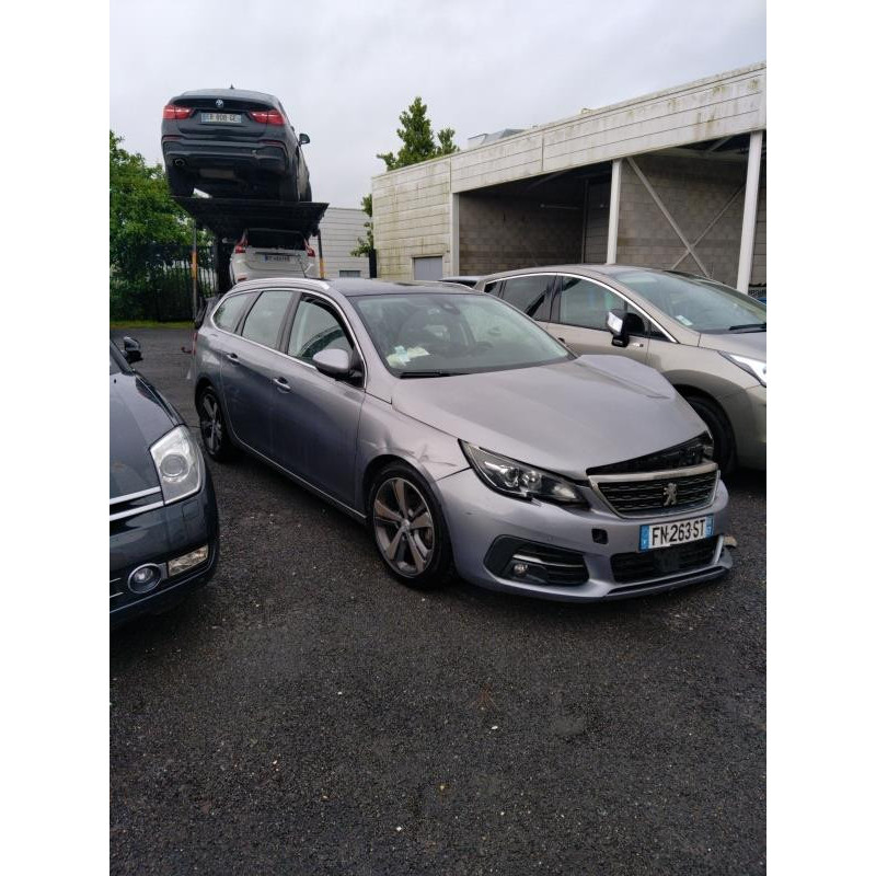 Trappe d'essence PEUGEOT 308 2 SW Photo n°16