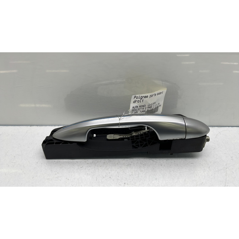 Poignee porte avant droit ALFA ROMEO GIULIETTA 2 Photo n°3