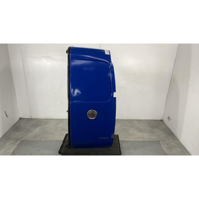 Porte de coffre droit FIAT FIORINO 3 Photo n°2