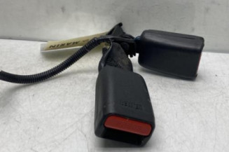 Attache ceinture arriere droit HYUNDAI I 20 2 Photo n°1