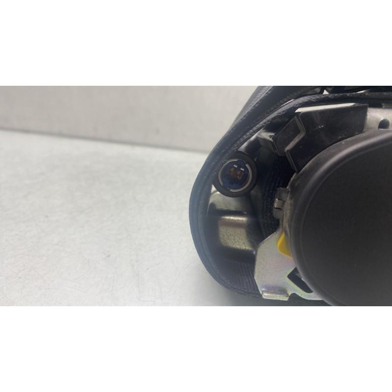 Pretensionneur de ceinture avant droit RENAULT CLIO 4 Photo n°5