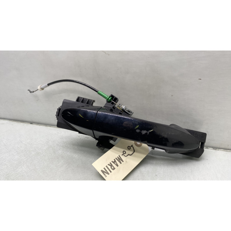 Poignee porte arriere droit FORD FIESTA 6 Photo n°1
