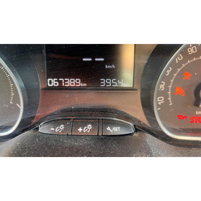 Cremaillere assistee PEUGEOT 208 1 Photo n°8