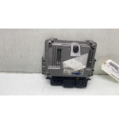 Calculateur moteur PEUGEOT 208 1