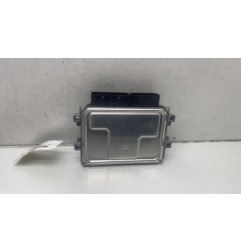 Calculateur moteur PEUGEOT 208 1