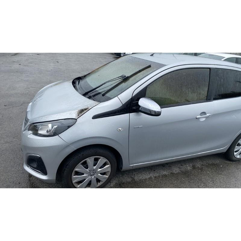 Fermeture de capot PEUGEOT 108 Photo n°8