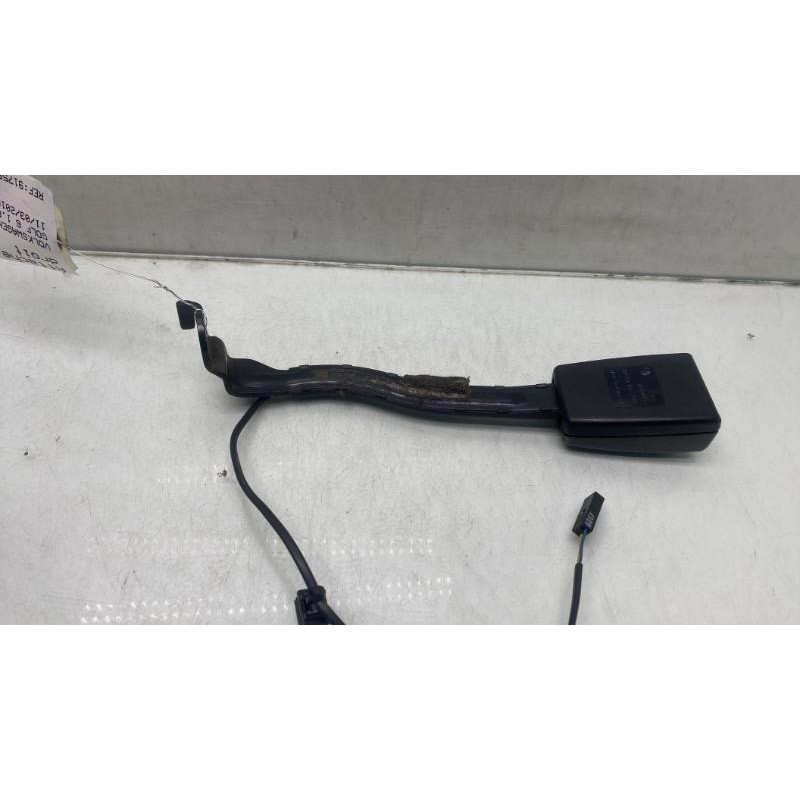 Attache ceinture avant droit VOLKSWAGEN GOLF 6 Photo n°4