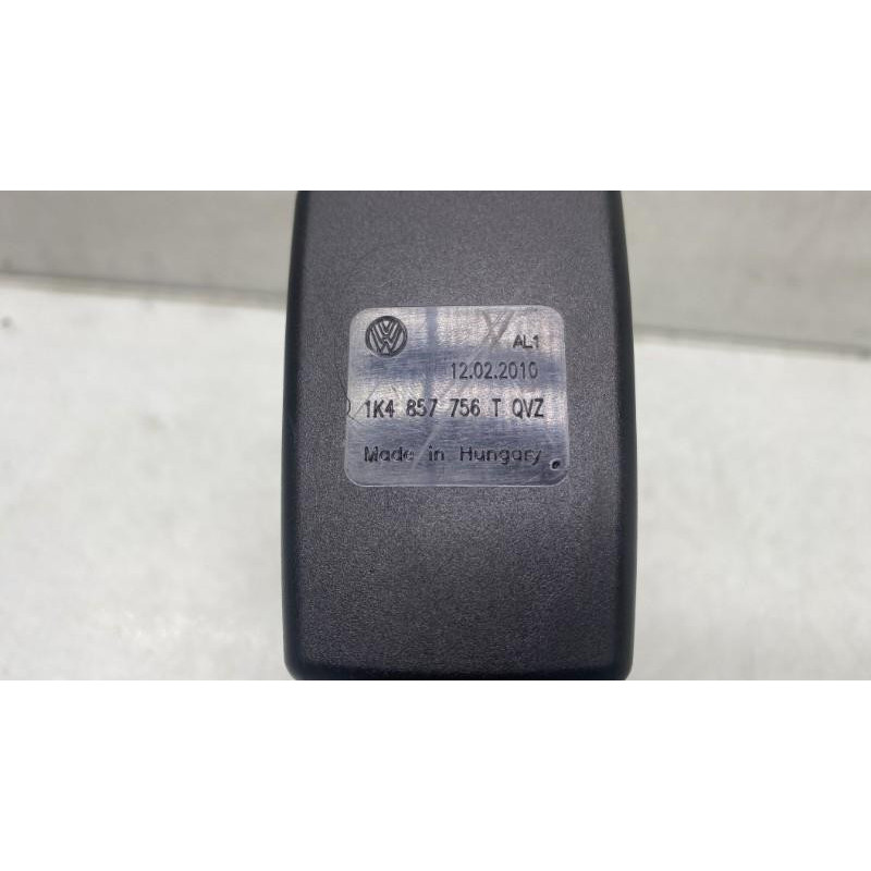 Attache ceinture avant droit VOLKSWAGEN GOLF 6 Photo n°7