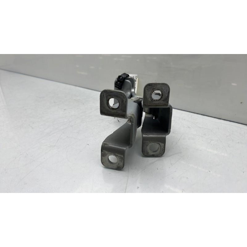 Charniere de porte de coffre droit RENAULT KANGOO 2 Photo n°3