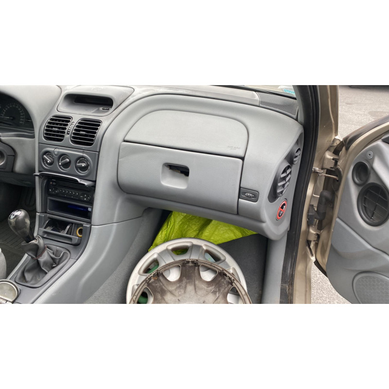 Serrure avant droit RENAULT LAGUNA 1 Photo n°20