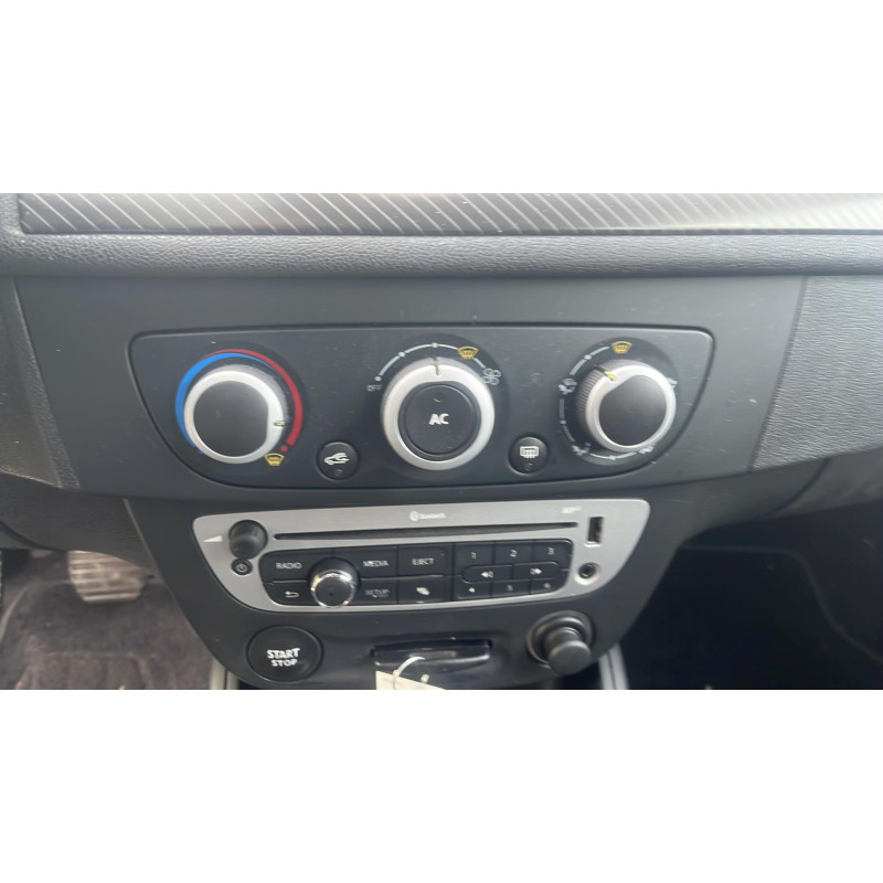 Boitier UCH RENAULT MEGANE 3 Photo n°7