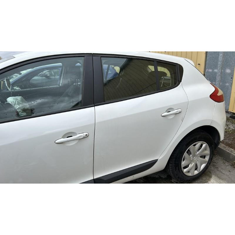Boitier UCH RENAULT MEGANE 3 Photo n°15