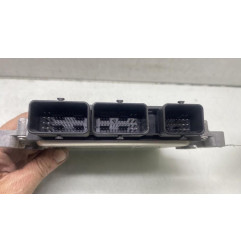 Calculateur moteur RENAULT MEGANE 3
