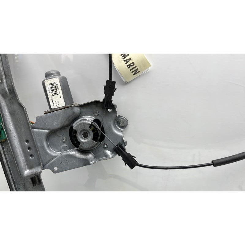 Leve vitre electrique avant droit RENAULT CLIO 3 Photo n°3