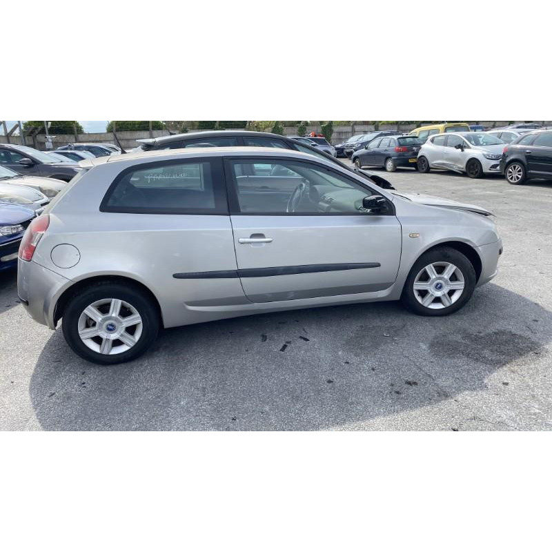 Serrure avant droit FIAT STILO Photo n°10
