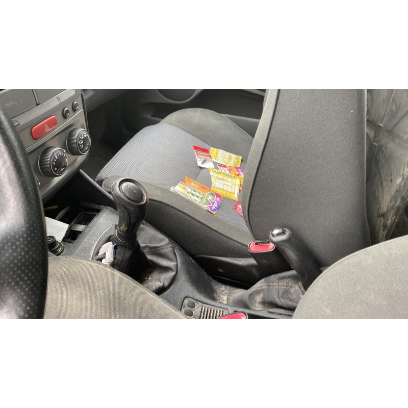 Porte avant gauche ALFA ROMEO 147 Photo n°10