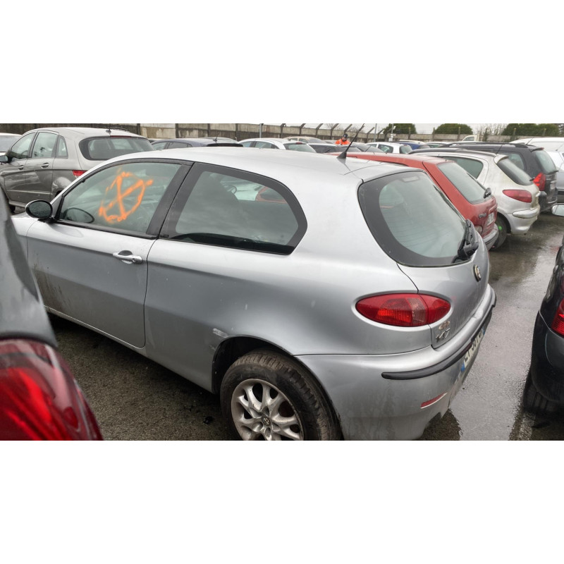 Porte avant gauche ALFA ROMEO 147 Photo n°15