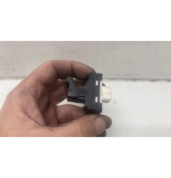 Interrupteur de leve vitre arriere droit FIAT 500X Photo n°1