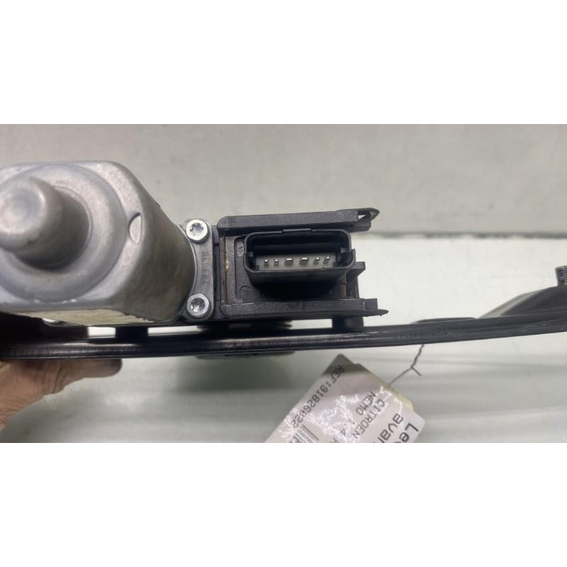Leve vitre electrique avant droit CITROEN NEMO Photo n°3
