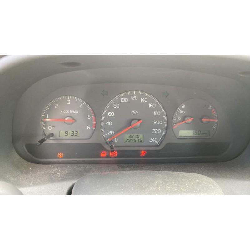 Repetiteur clignotant avant droit  (Feux) VOLVO V 40 1 Photo n°17