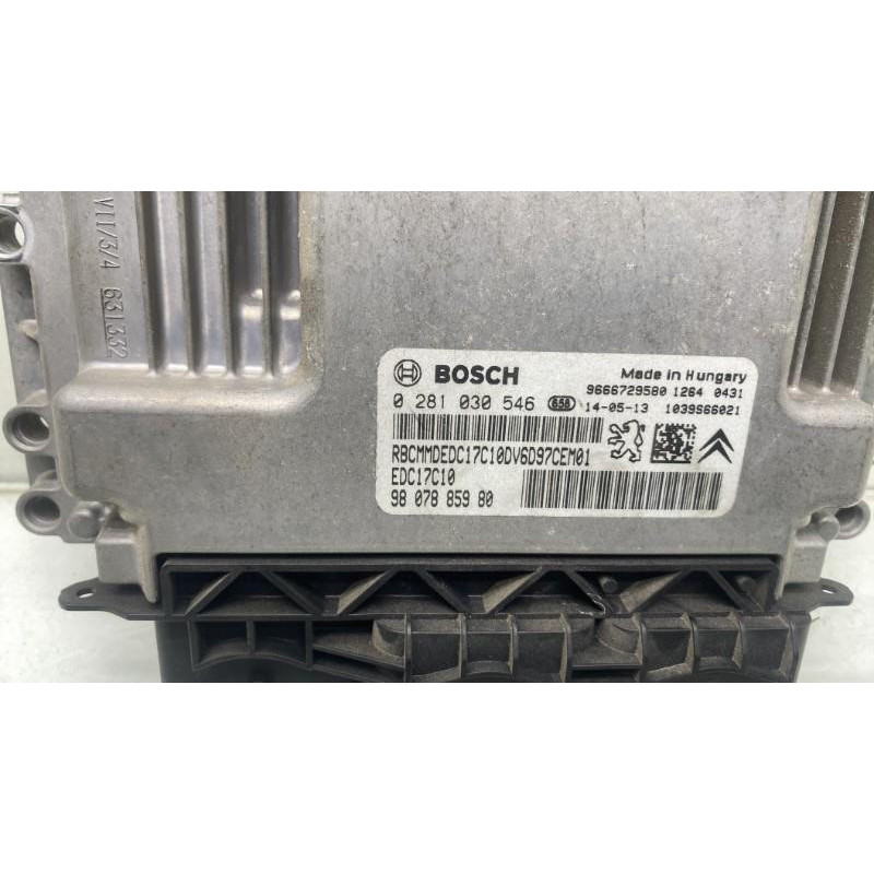 Calculateur moteur PEUGEOT 208 1 Photo n°4