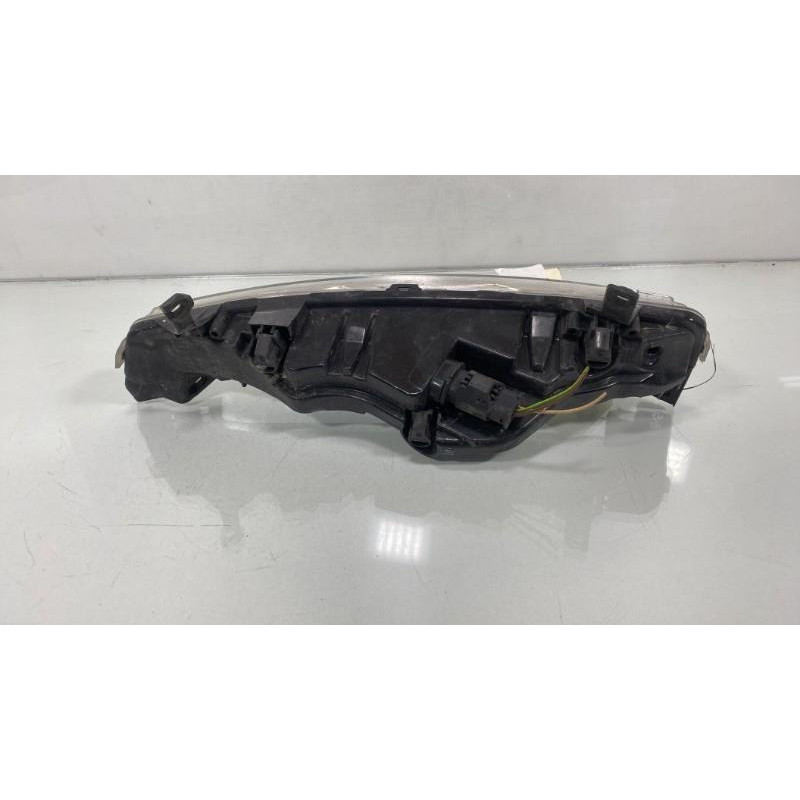 Feu diurne avant gauche CITROEN C4 GRAND PICASSO 1 Photo n°2