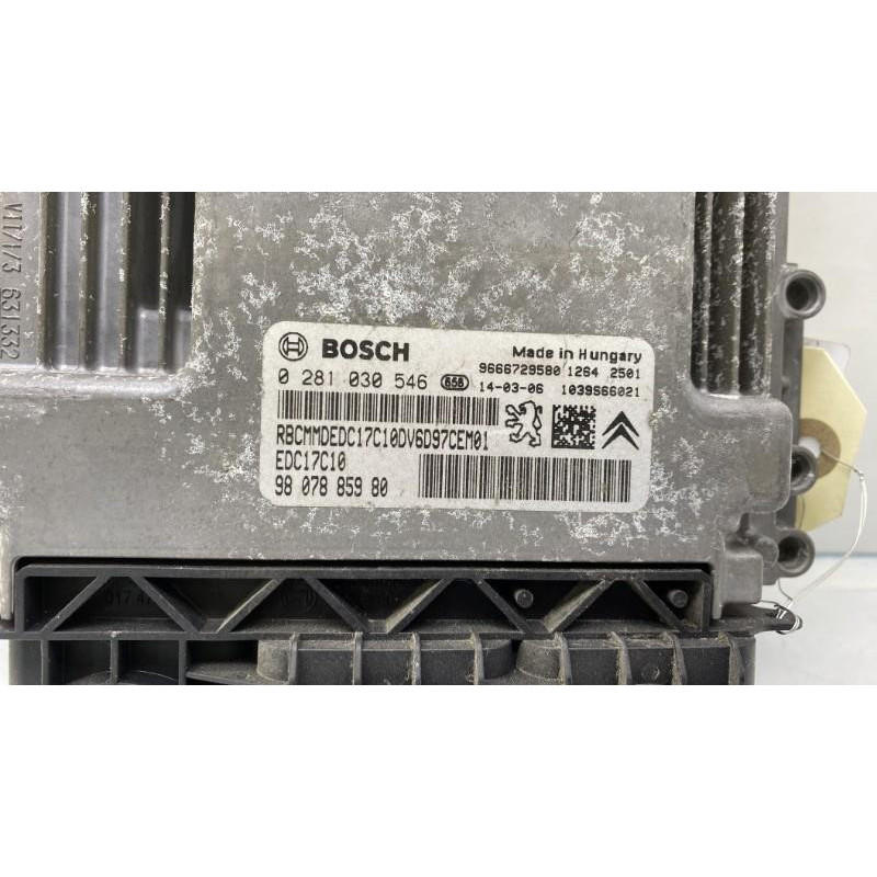Calculateur moteur PEUGEOT 2008 1 Photo n°1