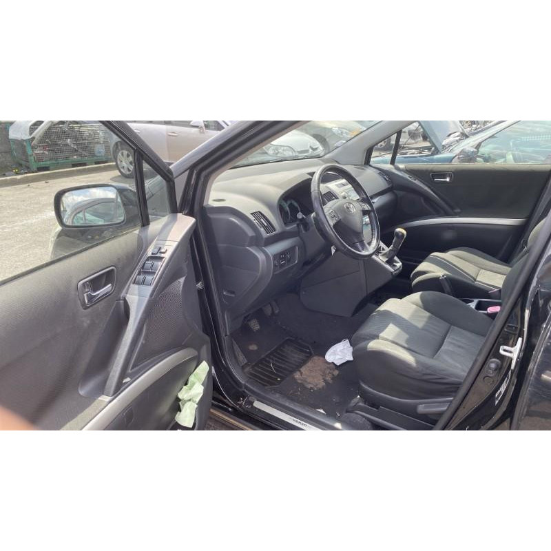Feu arriere principal droit (feux) TOYOTA COROLLA VERSO 2 Photo n°6