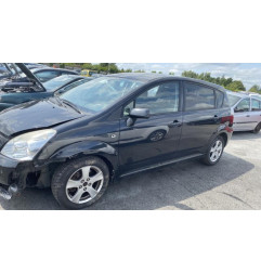 Pretensionneur de ceinture avant gauche TOYOTA COROLLA VERSO 2