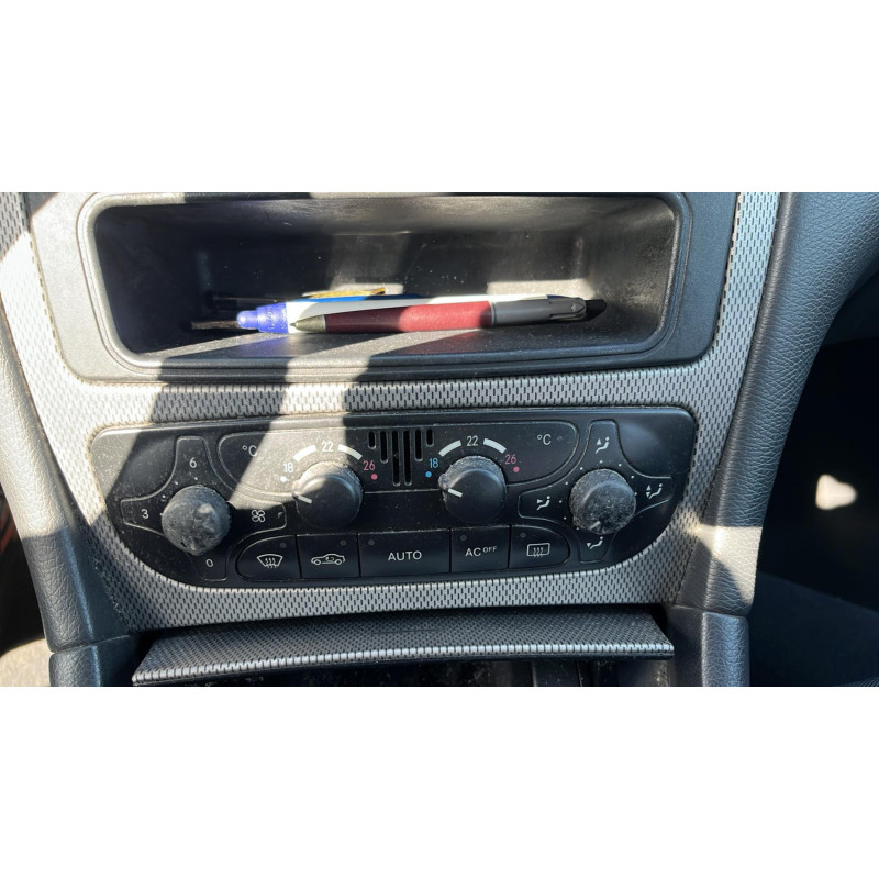 Aile avant gauche MERCEDES CLASSE C 203 COUPE SPORT Photo n°11