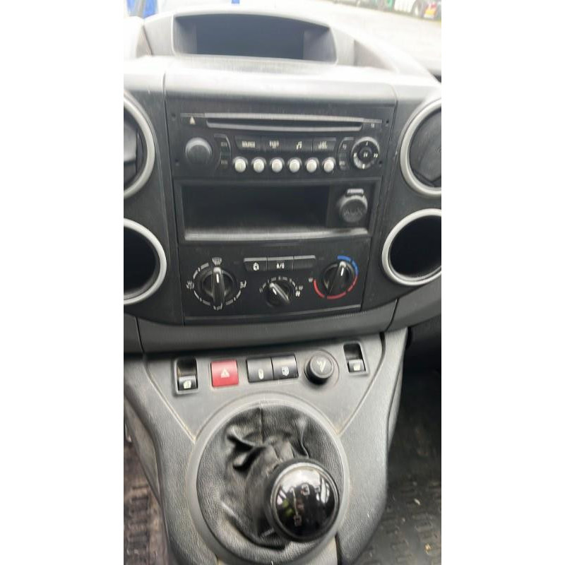 Autoradio d'origine PEUGEOT PARTNER 2 Photo n°17