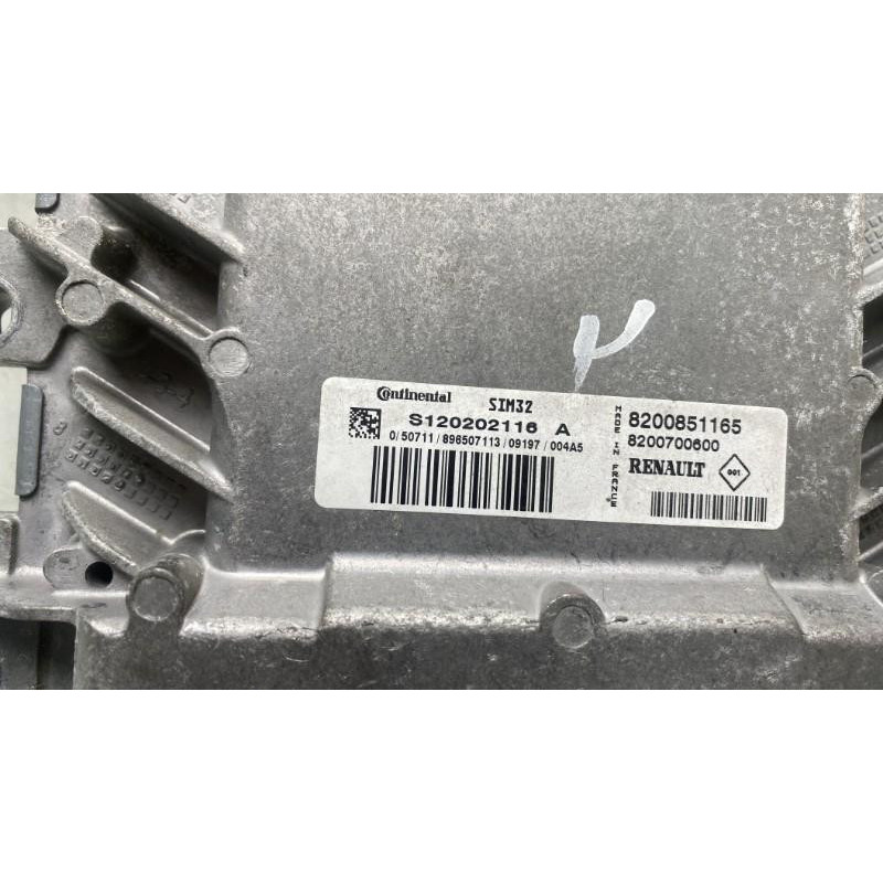 Calculateur moteur RENAULT CLIO 3 Photo n°2