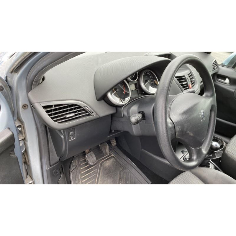 Vitre avant droit PEUGEOT 207 Photo n°7