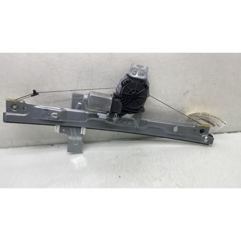 Leve vitre electrique avant droit PEUGEOT 207 Photo n°4