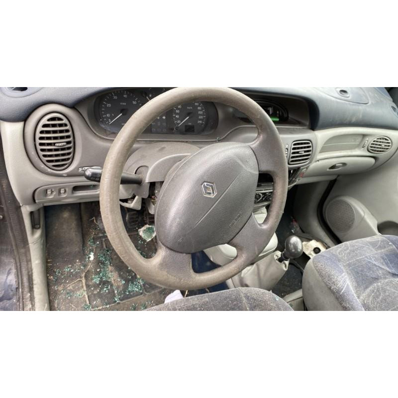 Interrupteur de leve vitre avant gauche RENAULT SCENIC 1 Photo n°17