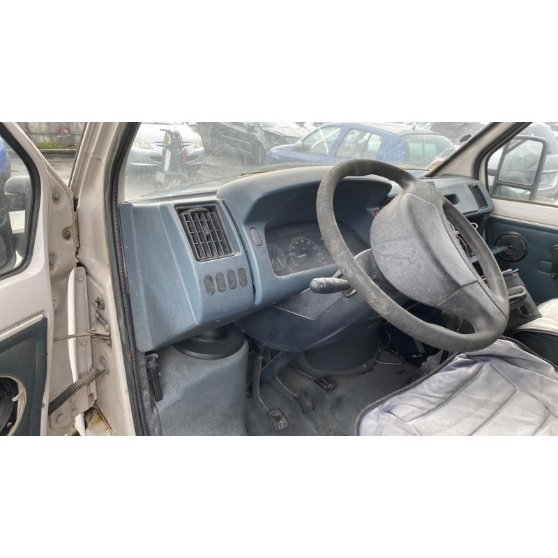 Custode avant droit (porte) RENAULT TRAFIC 1 Photo n°14