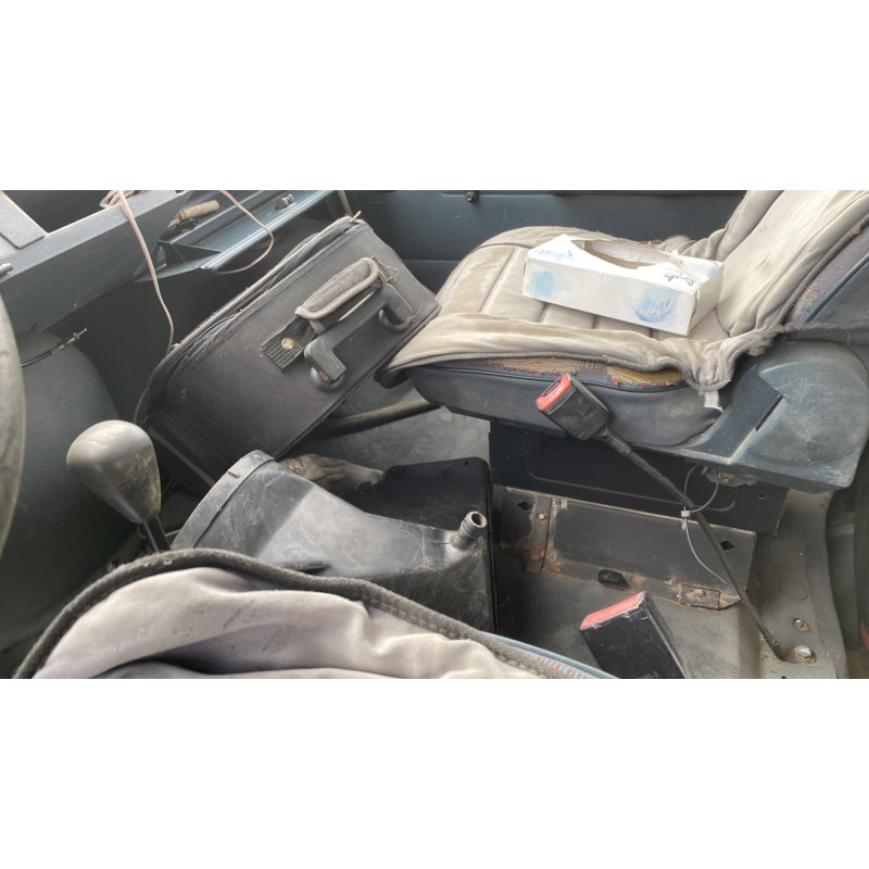 Custode avant droit (porte) RENAULT TRAFIC 1 Photo n°18