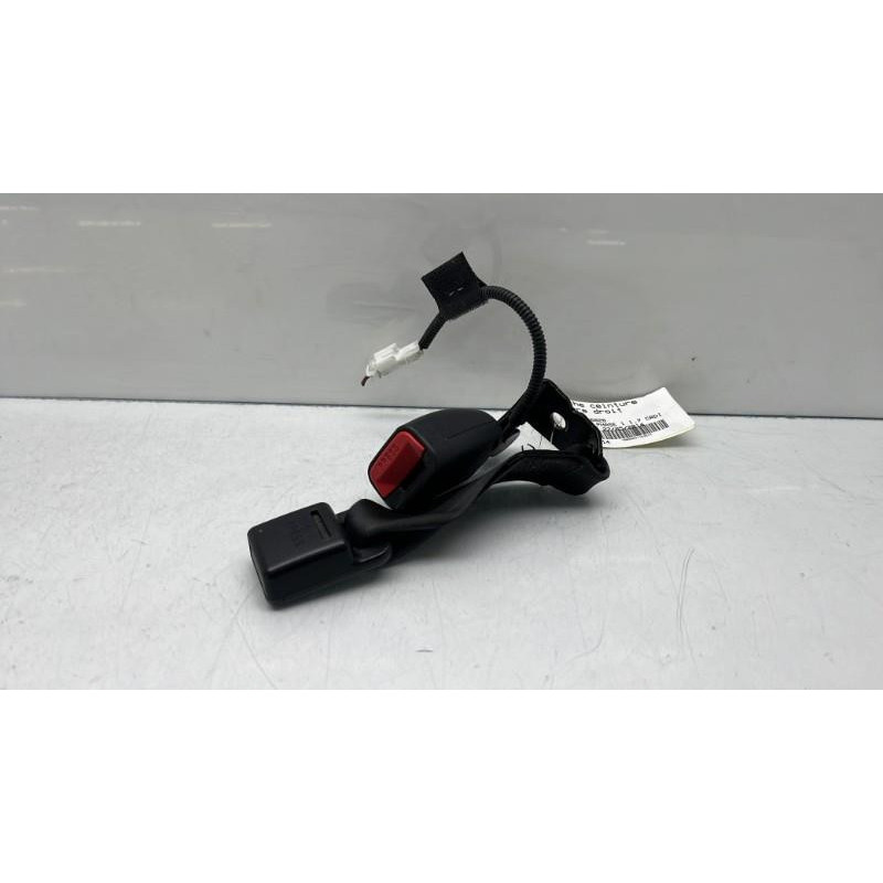 Attache ceinture arriere droit KIA SPORTAGE 3 Photo n°2