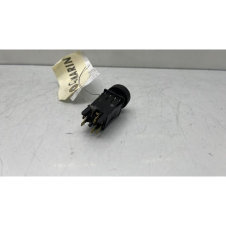 Commande degivrage lunette arriere PEUGEOT 205