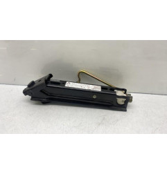Cric PEUGEOT 106