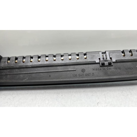 Feu arriere stop central VOLKSWAGEN PASSAT 4