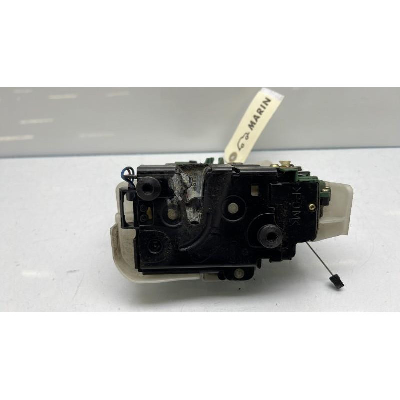 Serrure avant droit VOLKSWAGEN PASSAT 4 Photo n°3